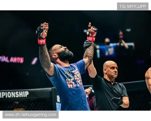 波格丹格拉德二月重拳击倒卢卡斯亚历山大强势夺胜首次获得花红奖励